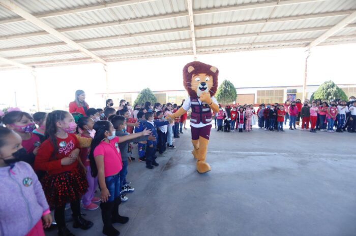 Se suman niños de Villas de San Miguel al cuidado del medio ambiente