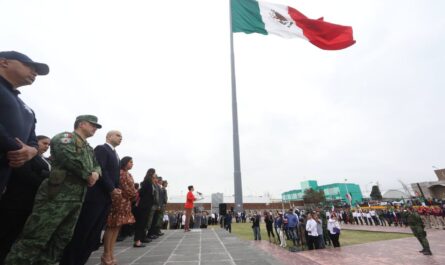 Conmemora Nuevo Laredo el Día de la Bandera