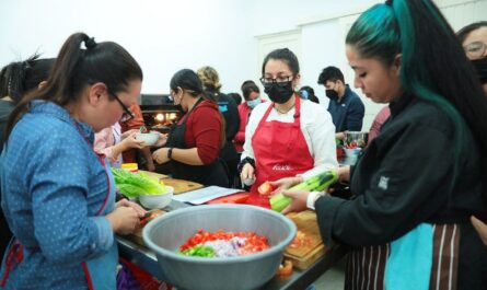 Aprovechan ciudadanos Talleres de Oficio del Gobierno de Nuevo Laredo para emprender