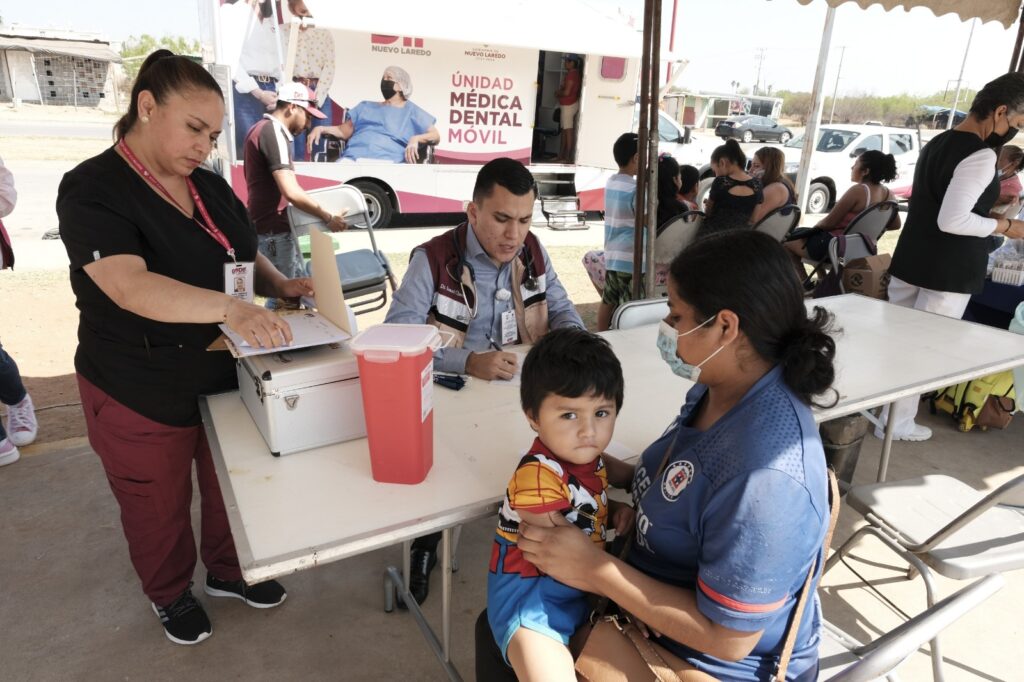 Lleva DIF Nuevo Laredo brigada médica al sector sur