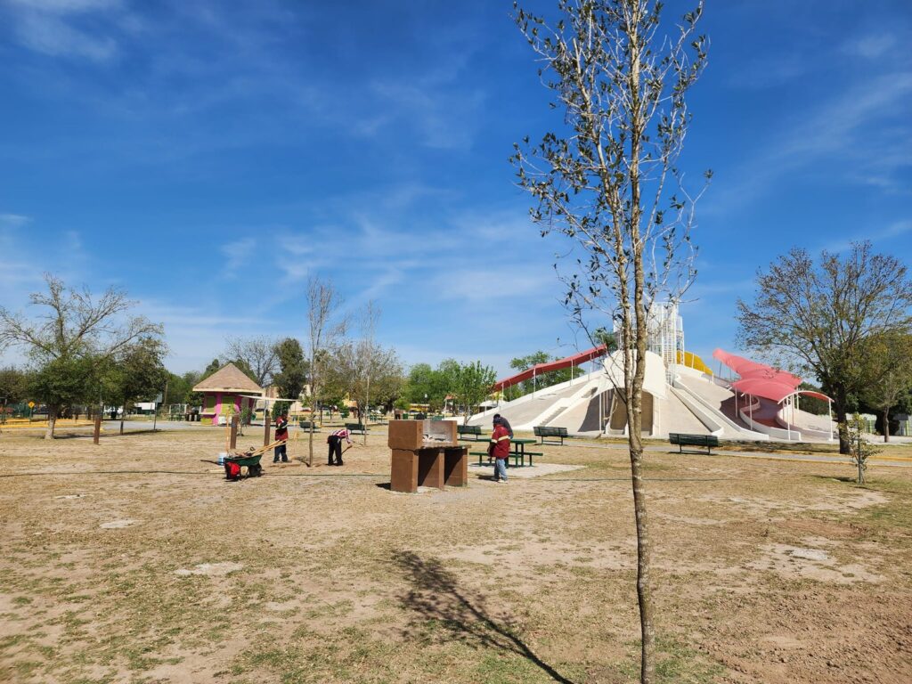 Prepara Nuevo Laredo parques y jardines para Domingo de Pascua