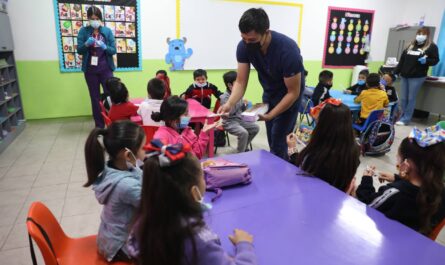 Agradecen madres neolaredenses programa “Escuela y Salud”