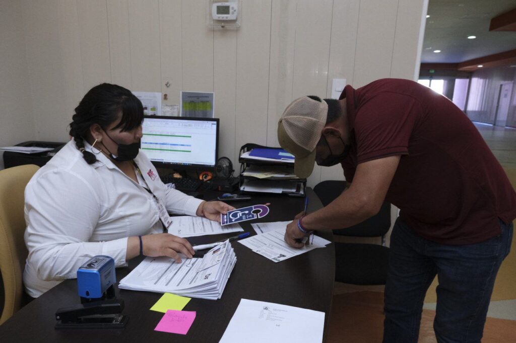 Invita DIF Nuevo Laredo a tramitar tarjetón para personas con discapacidad