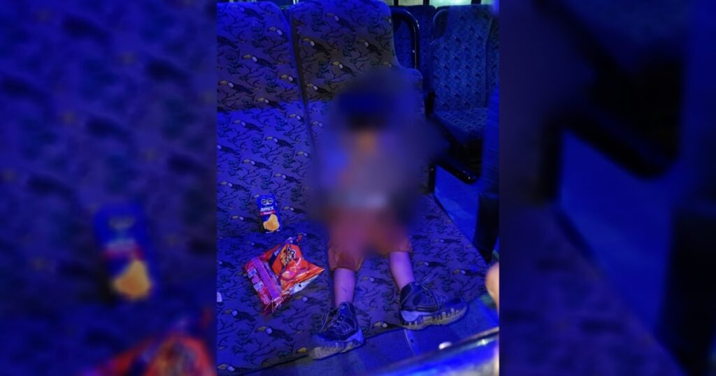 Hombre deja olvidado a su hijo de 3 años en un autobús de Tampico tras salir de una fiesta