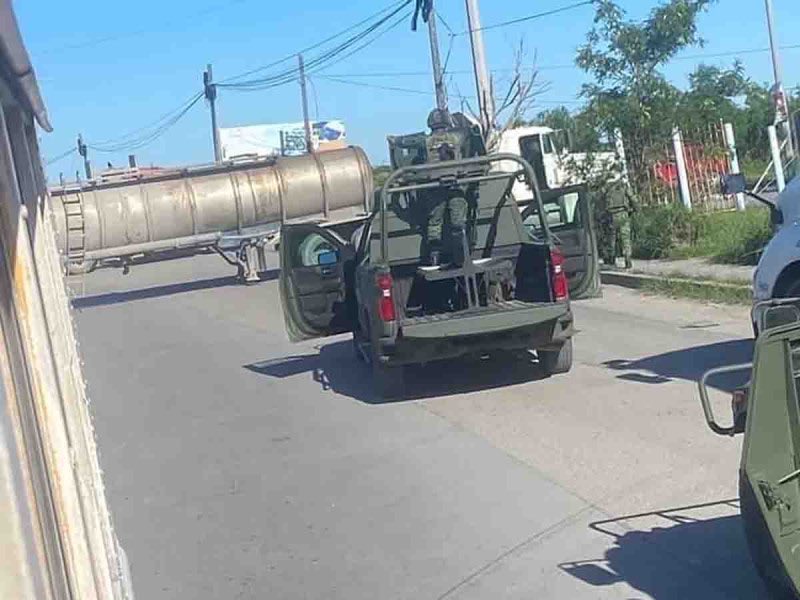 Abaten a dos civiles tras bloqueos en Matamoros y Reynosa