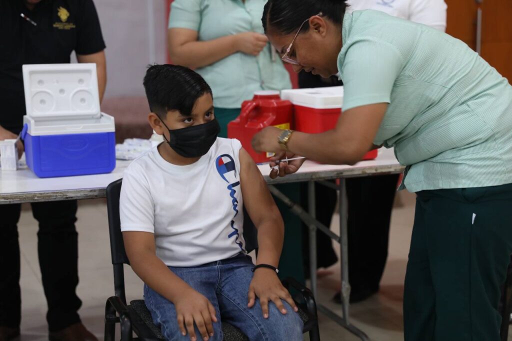 Responde ciudadanía a primera etapa de vacunación contra el VPH en Nuevo Laredo