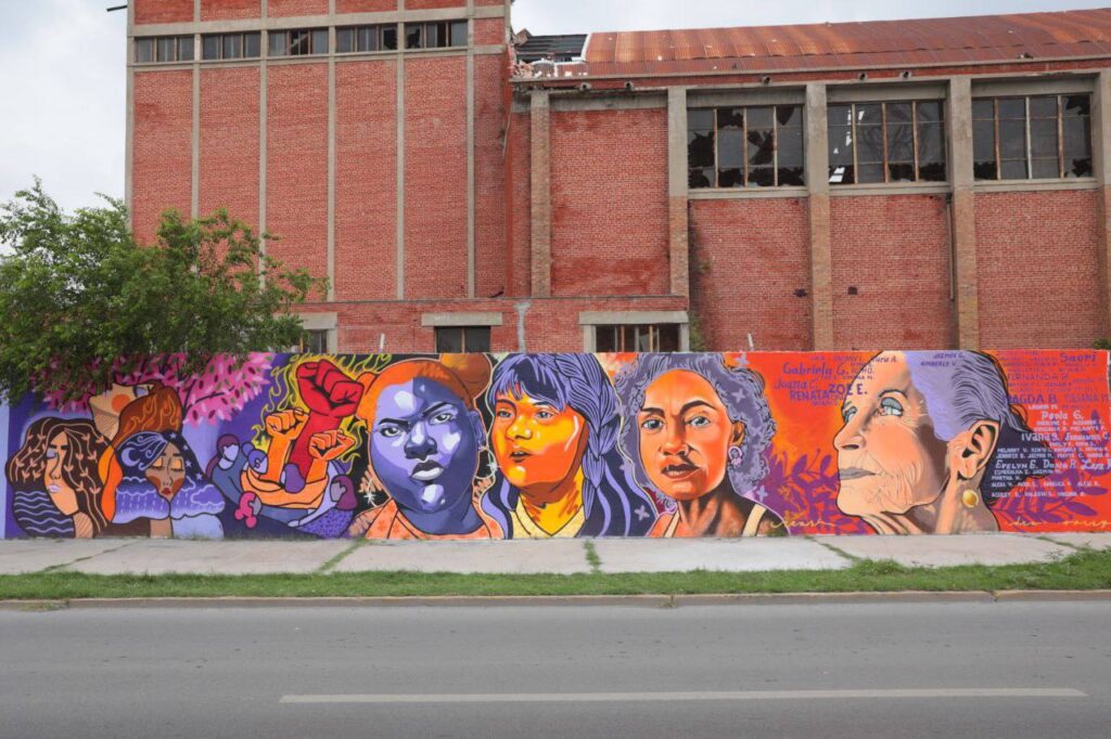 Une el arte urbano a mujeres de Nuevo Laredo