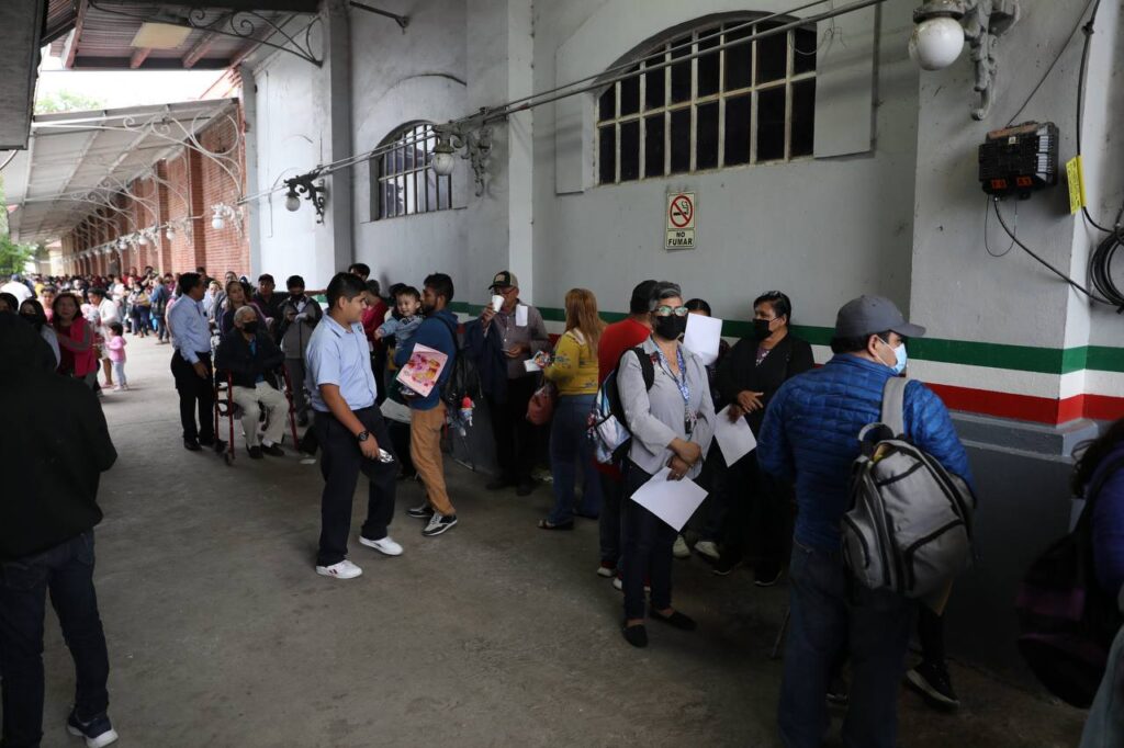 Jornadas de vacunación transfronteriza brindan bienestar a miles de familias de Nuevo Laredo