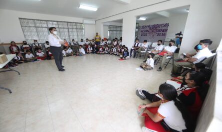 Concientizan a estudiantes de Nuevo Laredo sobre el cuidado del planeta