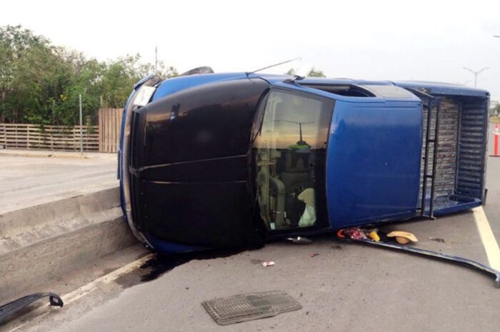 Accidente en Nuevo Laredo termina en fuga del conductor