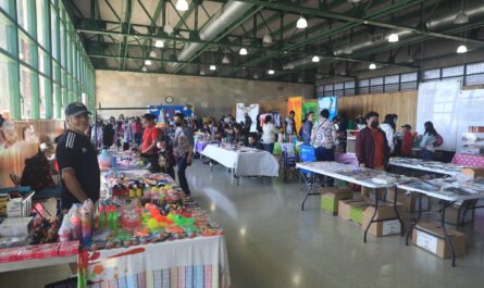 Festejan Día del Niño con festival en estación palabra