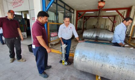 Capacita COMAPA Nuevo Laredo a personal operativo en el manejo del gas cloro