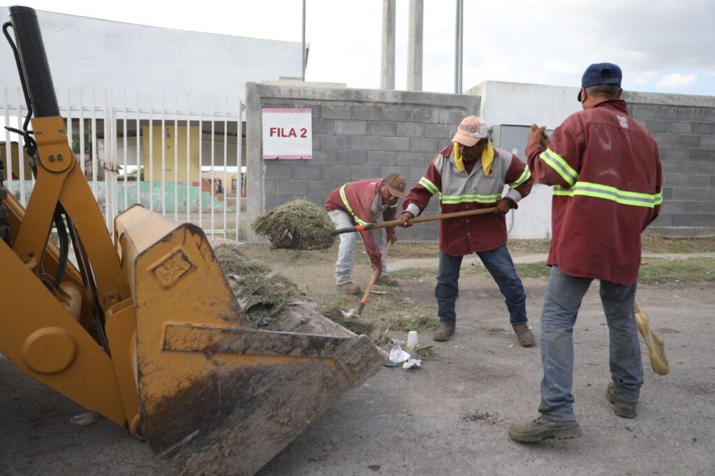 Trabajan Gobierno Municipal y Jurisdicción Sanitaria en eliminar focos de infección en Nuevo Laredo