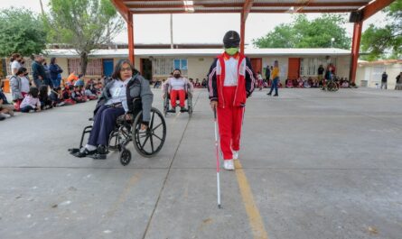 Abren convocatoria de becas para estudiantes con discapacidad en Nuevo Laredo