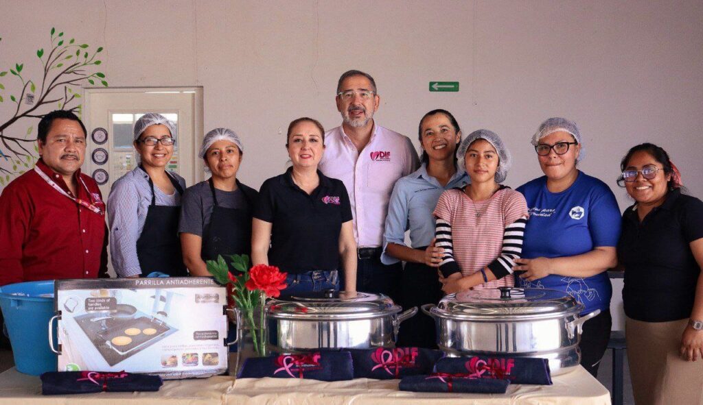 Equipa DIF Nuevo Laredo a instituciones educativas adscritas a “Desayunos Escolares”