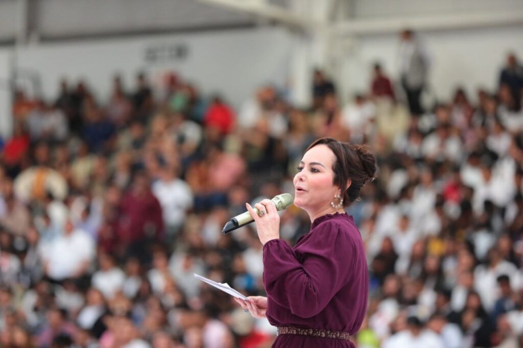 Impulsa alcaldesa Carmen Lilia Canturosas desarrollo de estudiantes con “Foro Juventudes”