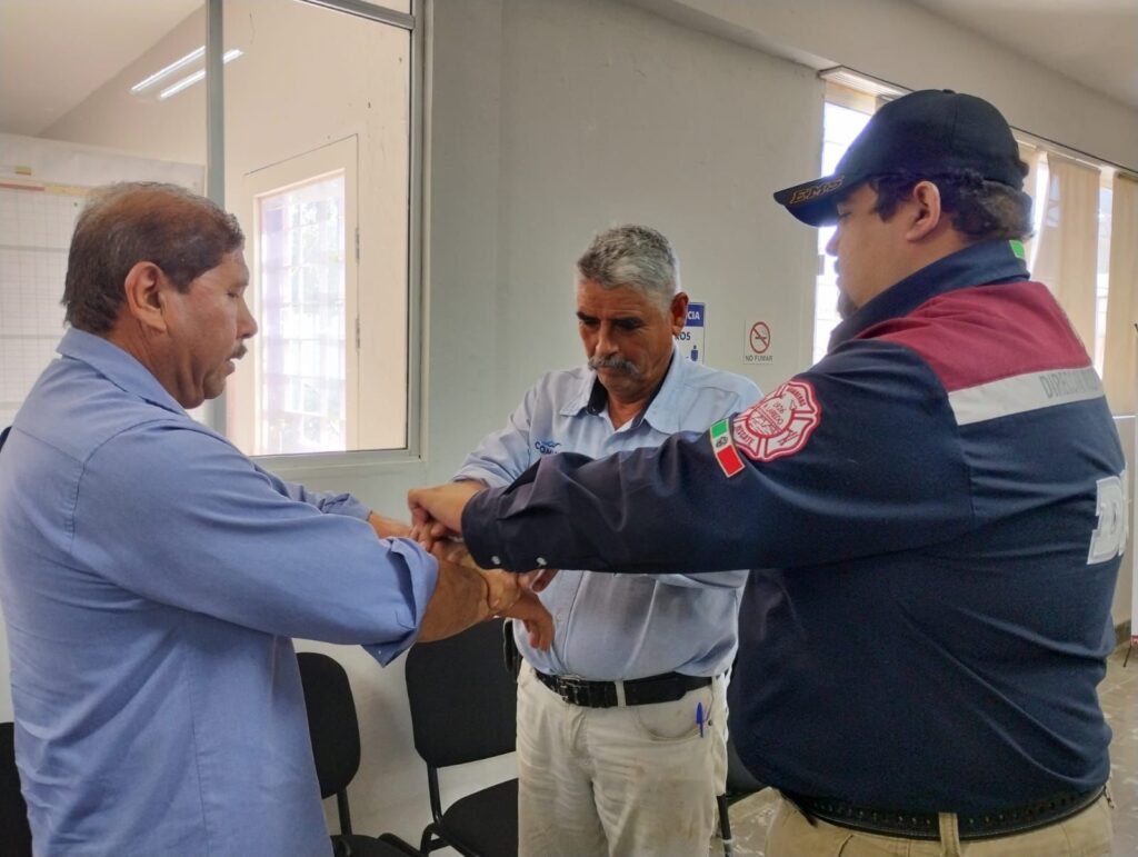 Capacita COMAPA Nuevo Laredo a personal para ser brigadistas de emergencia dentro del organismo