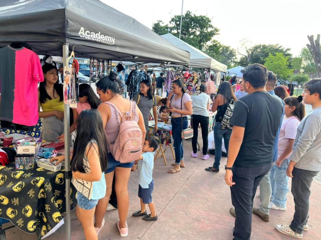 Viven jóvenes de Nuevo Laredo fin de semana de emprendimiento y activación física