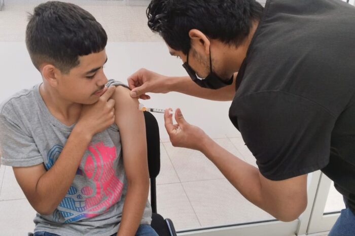 Inicia jornada de vacunación contra el VPH en Clínicas UNE de Nuevo Laredo