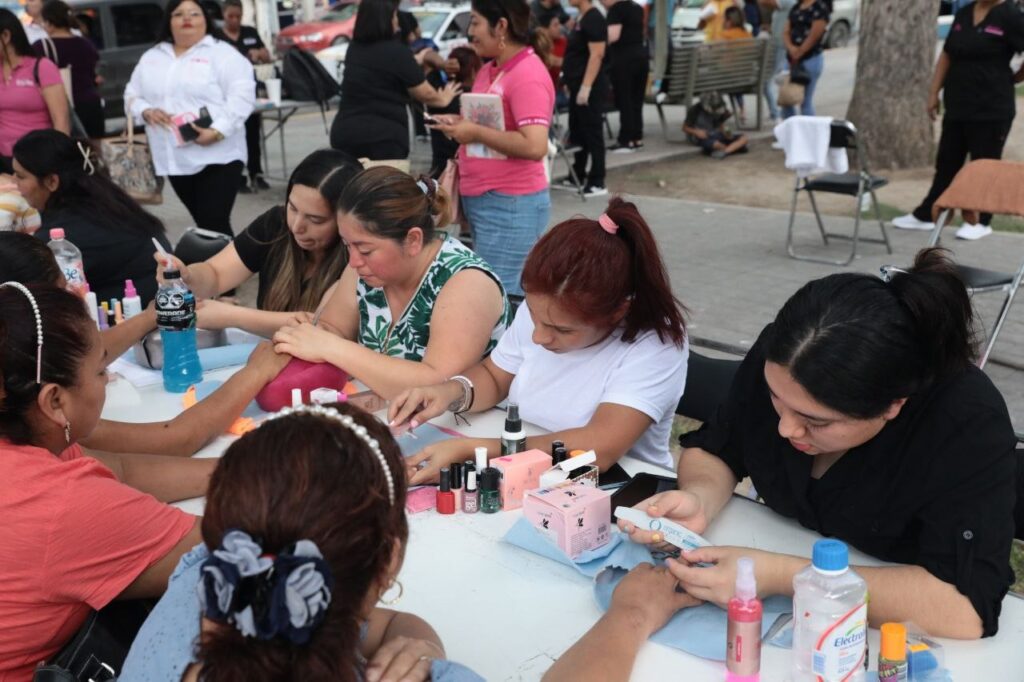 Impulsa Gobierno de Nuevo Laredo empoderamiento de las mujeres con Mercadita Feminista