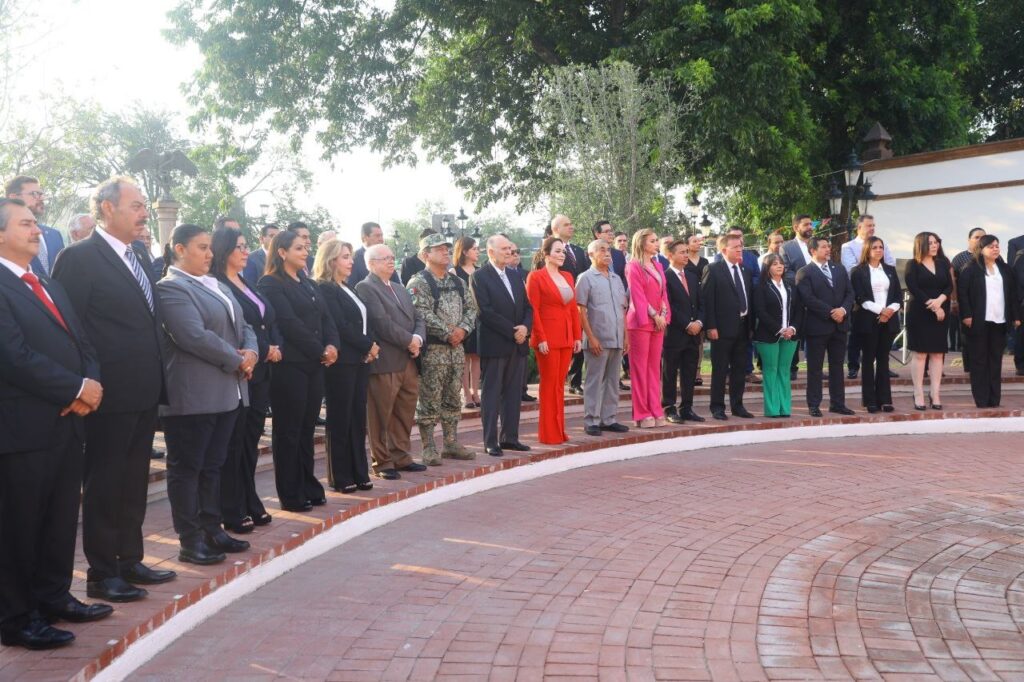 Con ofrenda floral inician festejos por el 175 Aniversario de Nuevo Laredo