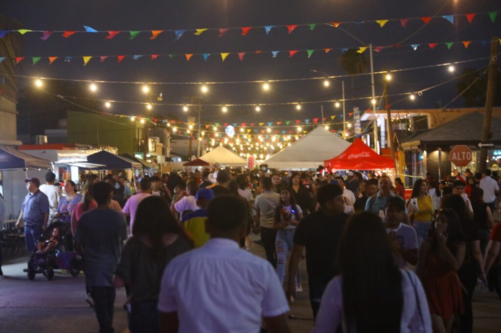 Disfrutan miles de familias festejos por 175 Aniversario de Nuevo Laredo