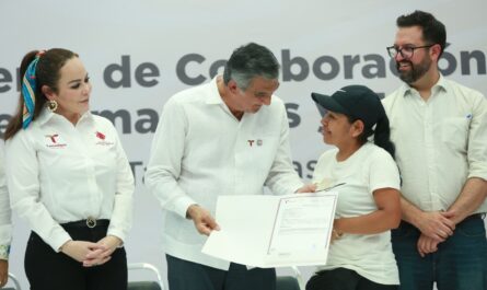 Reconoce INSUS voluntad de Américo para agilizar entrega de escrituras