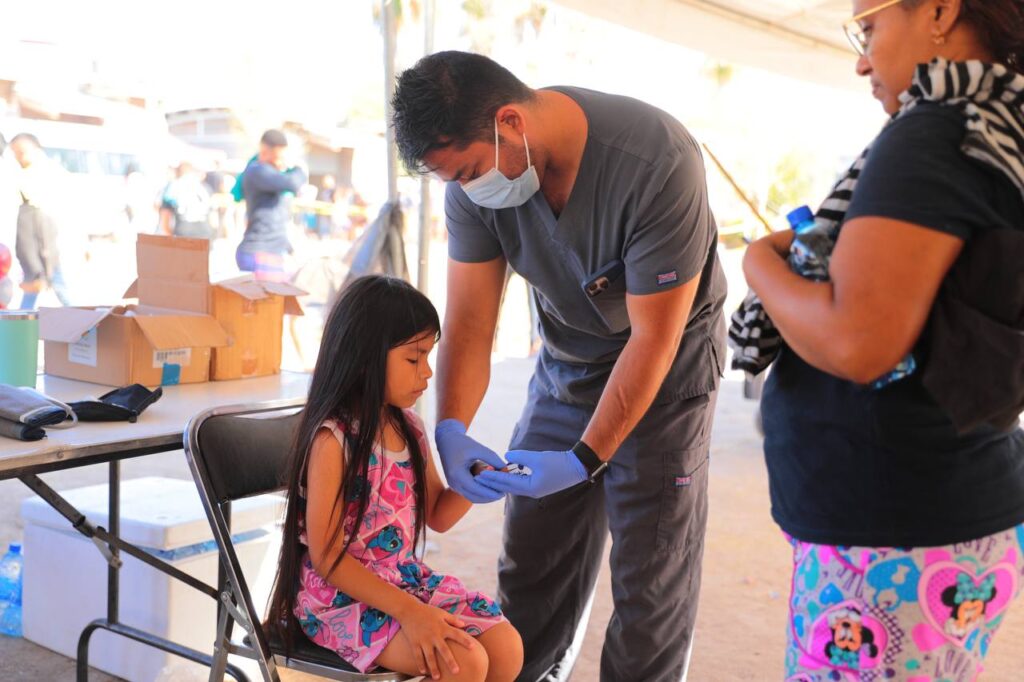 Atiende Nuevo Laredo salud de migrantes