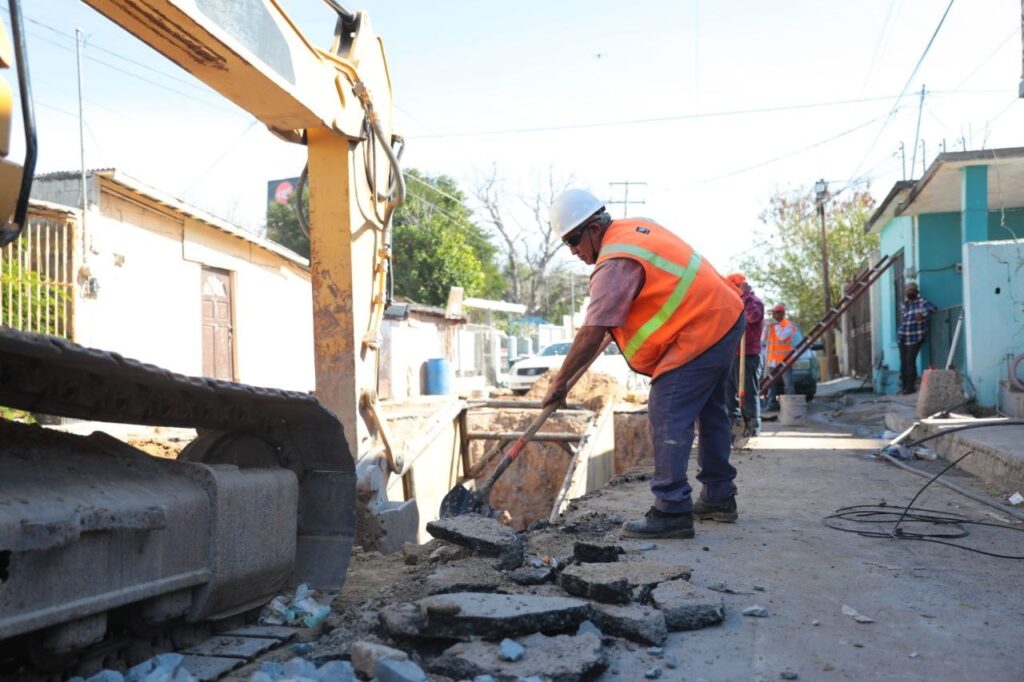 Exhorta Nuevo Laredo a contratistas para culminar trámites de finiquito de obras del 2022