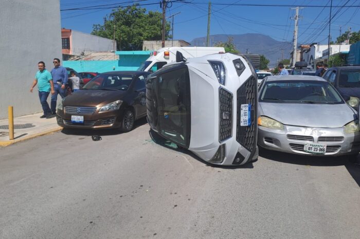 Accidente vial en Ciudad Victoria deja tres heridos