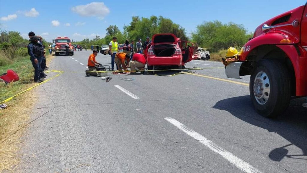 Terrible choque en la carretera Matamoros-San Fernando deja 6 muertos