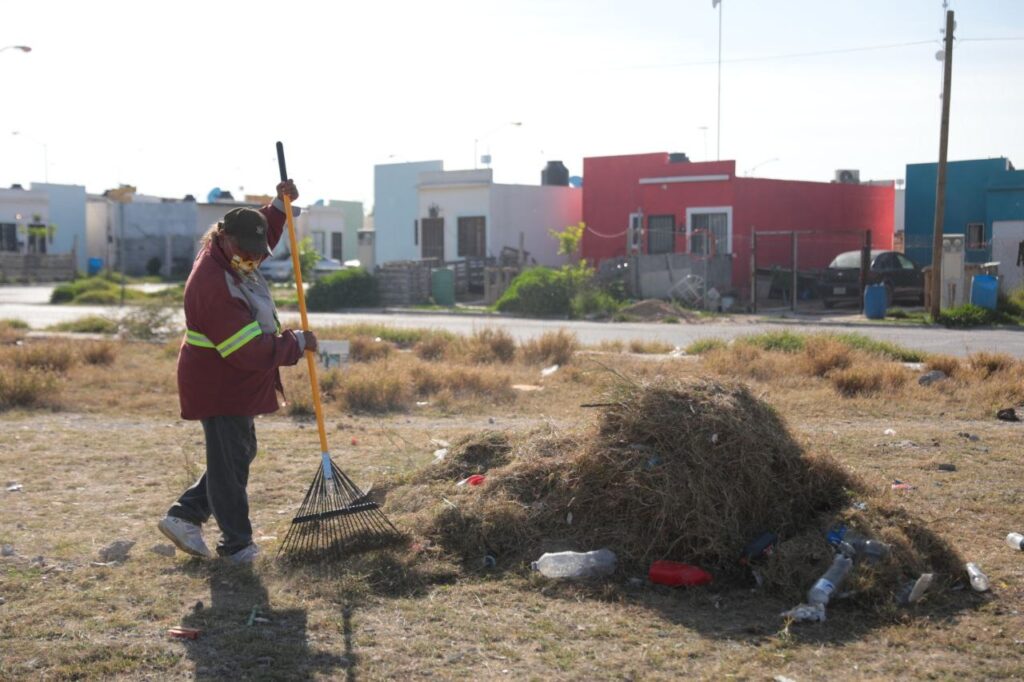 Gobierno de Nuevo Laredo exhorta a no tirar botellas de vidrio para evitar incendios por efecto lupa