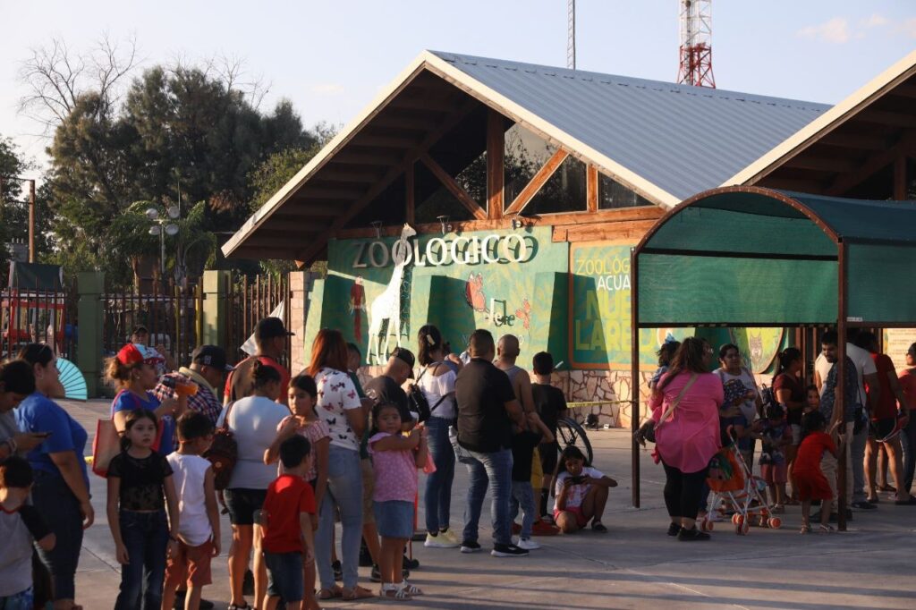 Cientos de familias disfrutaron de la nueva área “Serengueti” del Zoológico de Nuevo Laredo