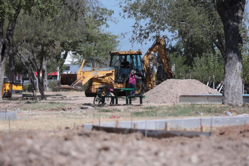 Remodela Nuevo Laredo el parque Mendoza