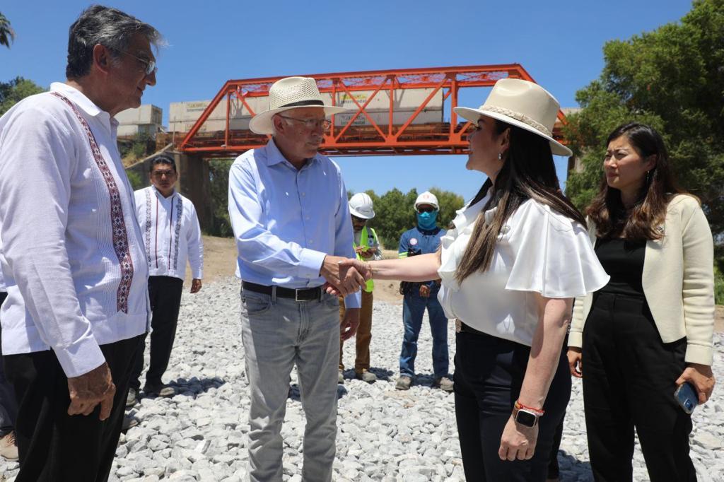 Refrendan gobernador de Tamaulipas y embajador de Estados Unidos proyectos binacionales