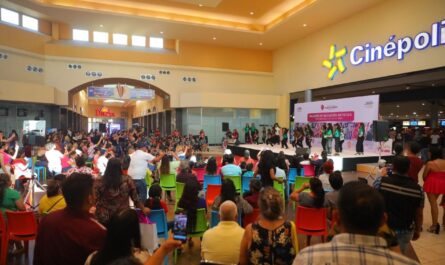 Clausuran Talleres de Baile con presentación dancística