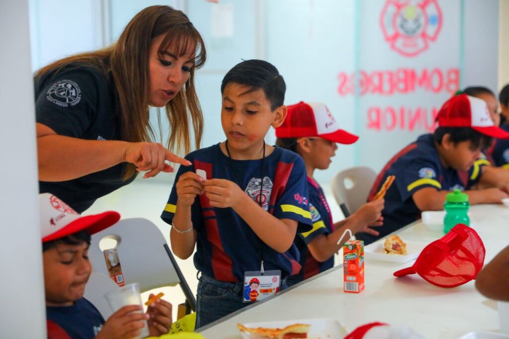 Finaliza curso municipal de verano “Bombero Junior”