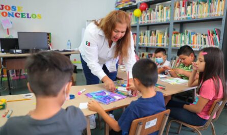 Inician menores neolaredenses programa de verano “Vacaciones en la Biblioteca”