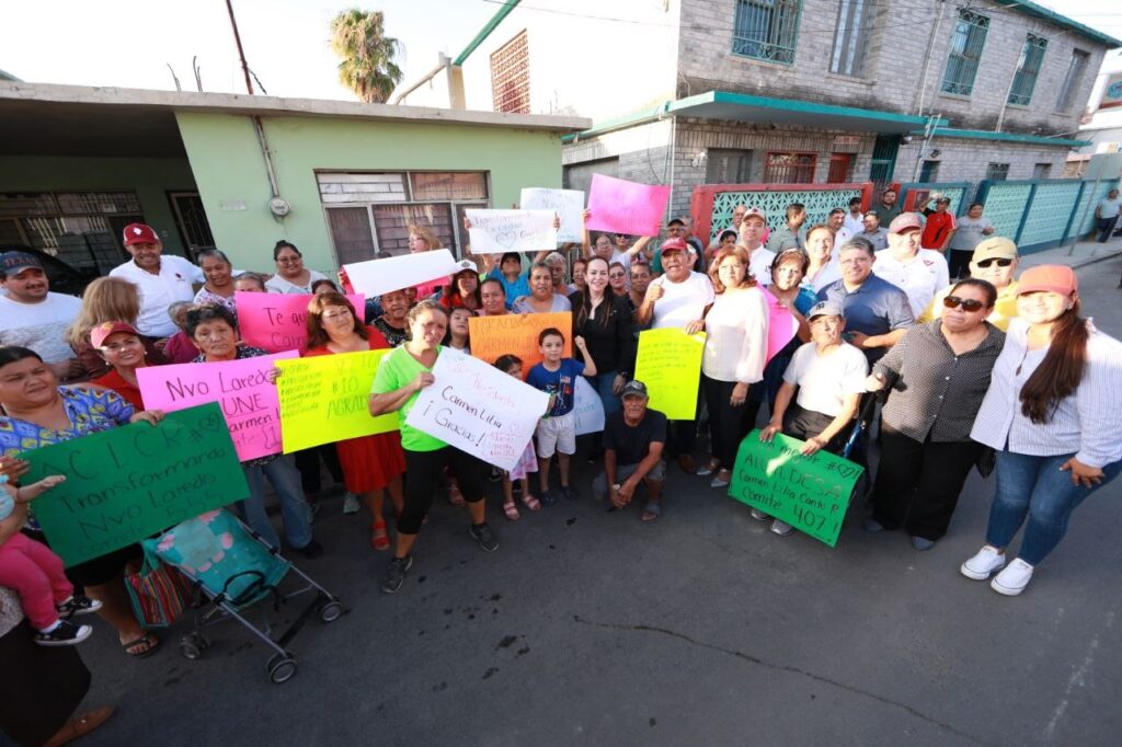 Entrega Carmen Lilia Canturosas obra de colector pluvial “5 de Febrero”