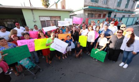 Entrega Carmen Lilia Canturosas obra de colector pluvial “5 de Febrero”