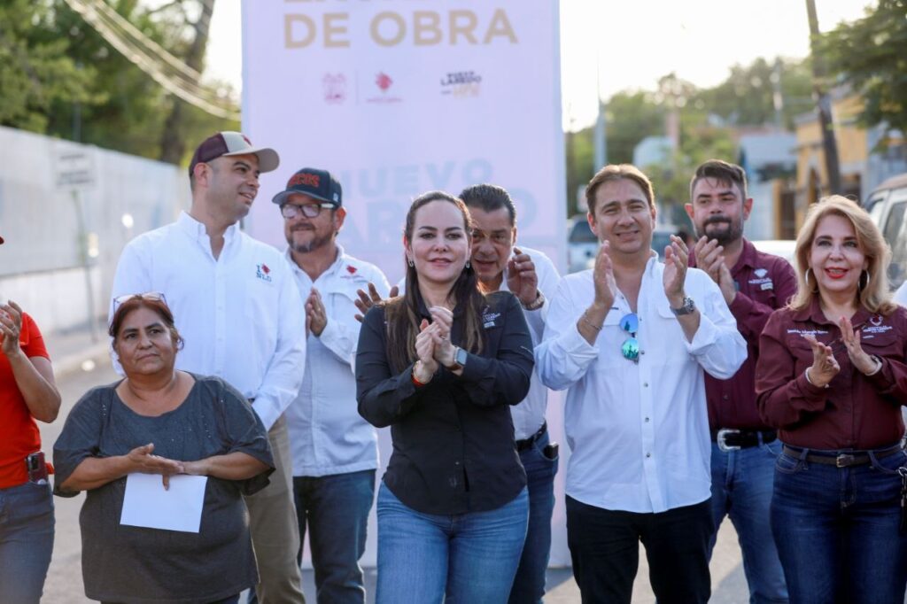 Entrega Carmen Lilia Canturosas obra de colector pluvial “5 de Febrero”