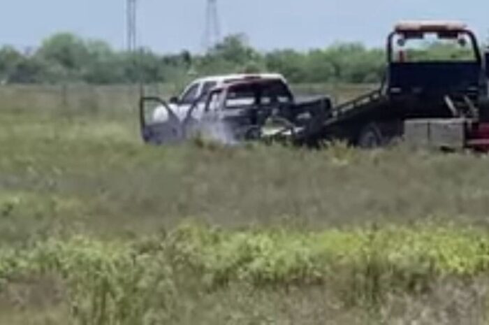 Hallan cuerpo calcinado dentro de camioneta en Matamoros