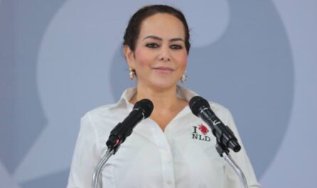 Invita alcaldesa Carmen Lilia Canturosas a inscribirse en Talleres de Oficio