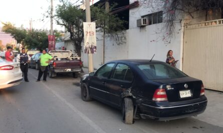 Conductora ebria protagoniza doble choque y caos vial en Ciudad Victoria