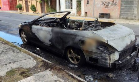 Siniestro acaba con un coche en el centro de Nuevo Laredo