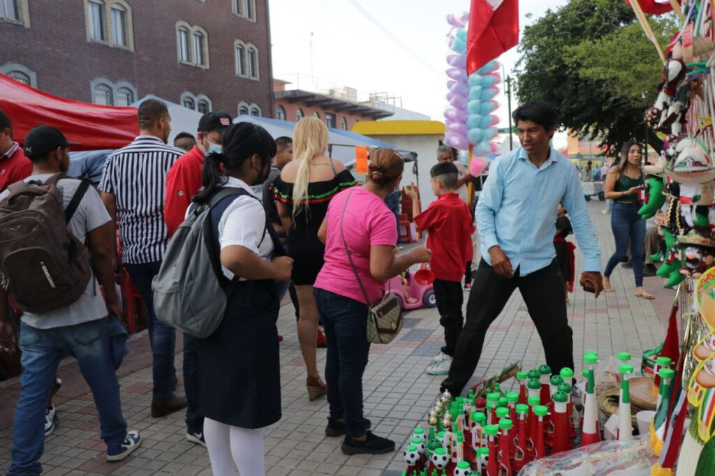 Invitan a comerciantes a tramitar permiso de venta para Fiestas Patrias