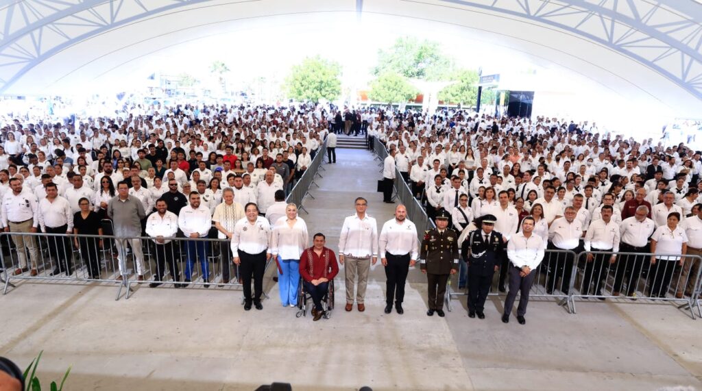 Entrega Gobernador de Tamaulipas cien patrullas más a la Guardia Estatal