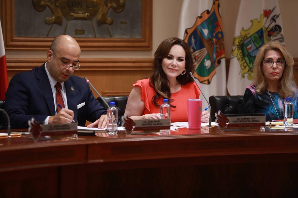 Segundo Informe de Carmen Lilia Canturosas en el Centro Cultural de Nuevo Laredo