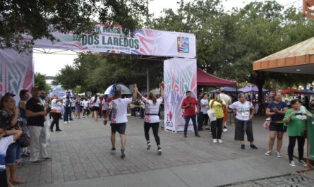 Celebran Laredos Día de la Independencia con Carrera Binacional