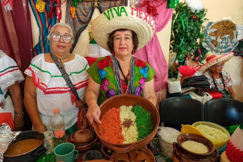 Celebran Grito de Independencia en Casa Club del Adulto Activo de Nuevo Laredo